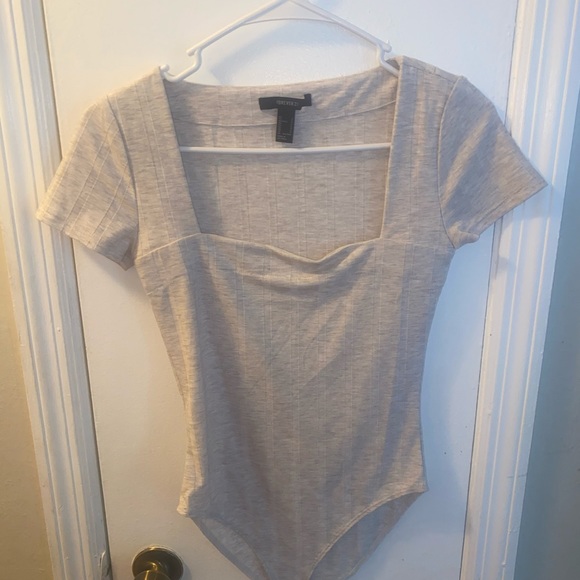 Forever 21 grey bodysuit (never worn) - Picture 1 of 2